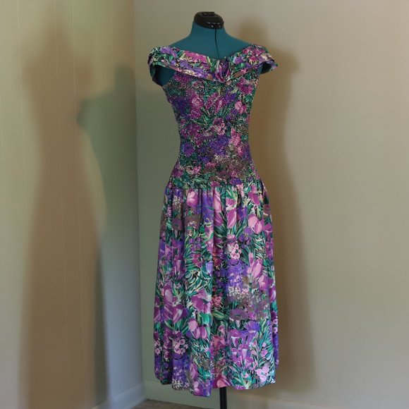 Vintage | Taffeta Floral Tea Dress - Picture 8 of 14